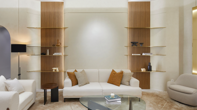 16F Premium Lounge Lobby 1