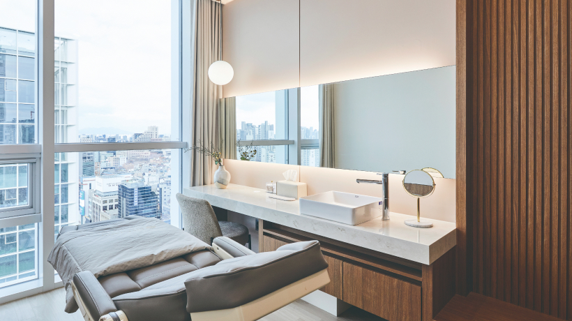 16F Premium Lounge Private Room 1