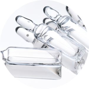 serum bottles representing steroid-free body fat-dissolving injections